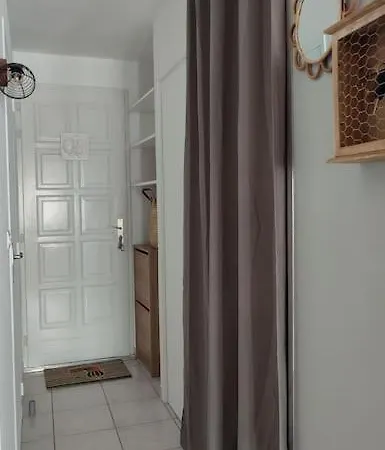 Pavillon D'urs Fleury (Aude)